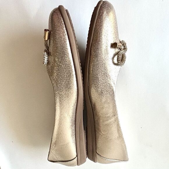 London Fog Ballerina Flats Gold Metallic Shoes Slip On NWOT - Picture 3 of 8